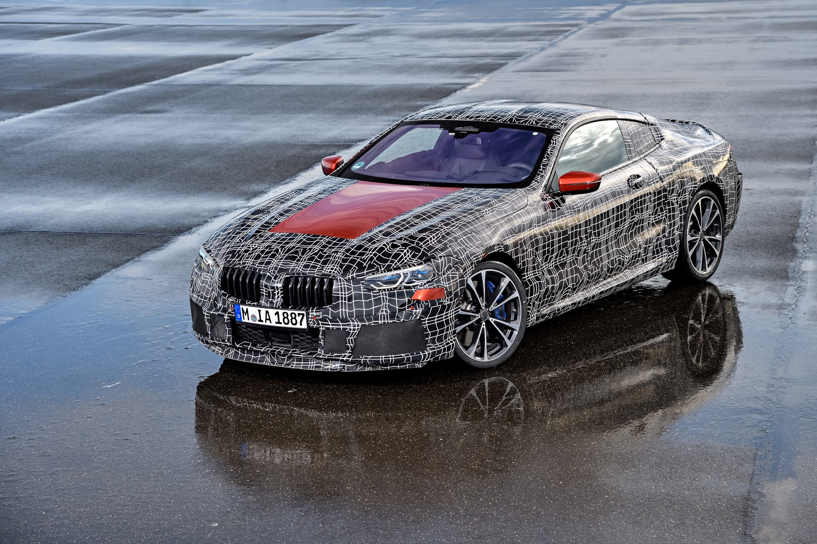 bmw-8-series-coupe-3_3868795917.jpg
