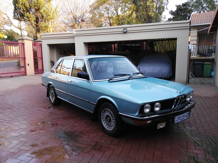 528i_9428531057.jpg
