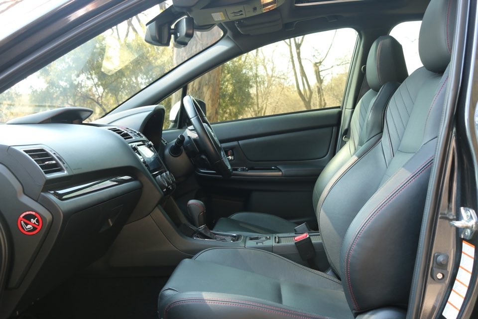 interior2_1200012392.jpg