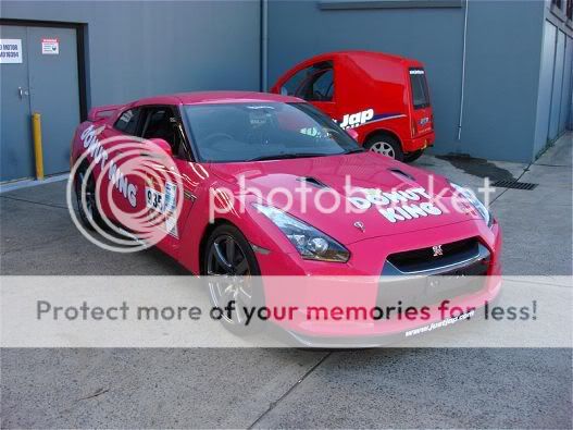 2009-nissan-gtr-pink-front.jpg