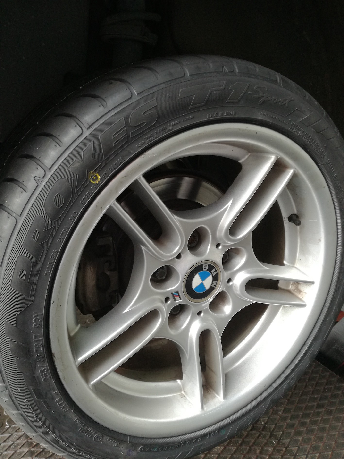 tyres 1_5865912456.jpg
