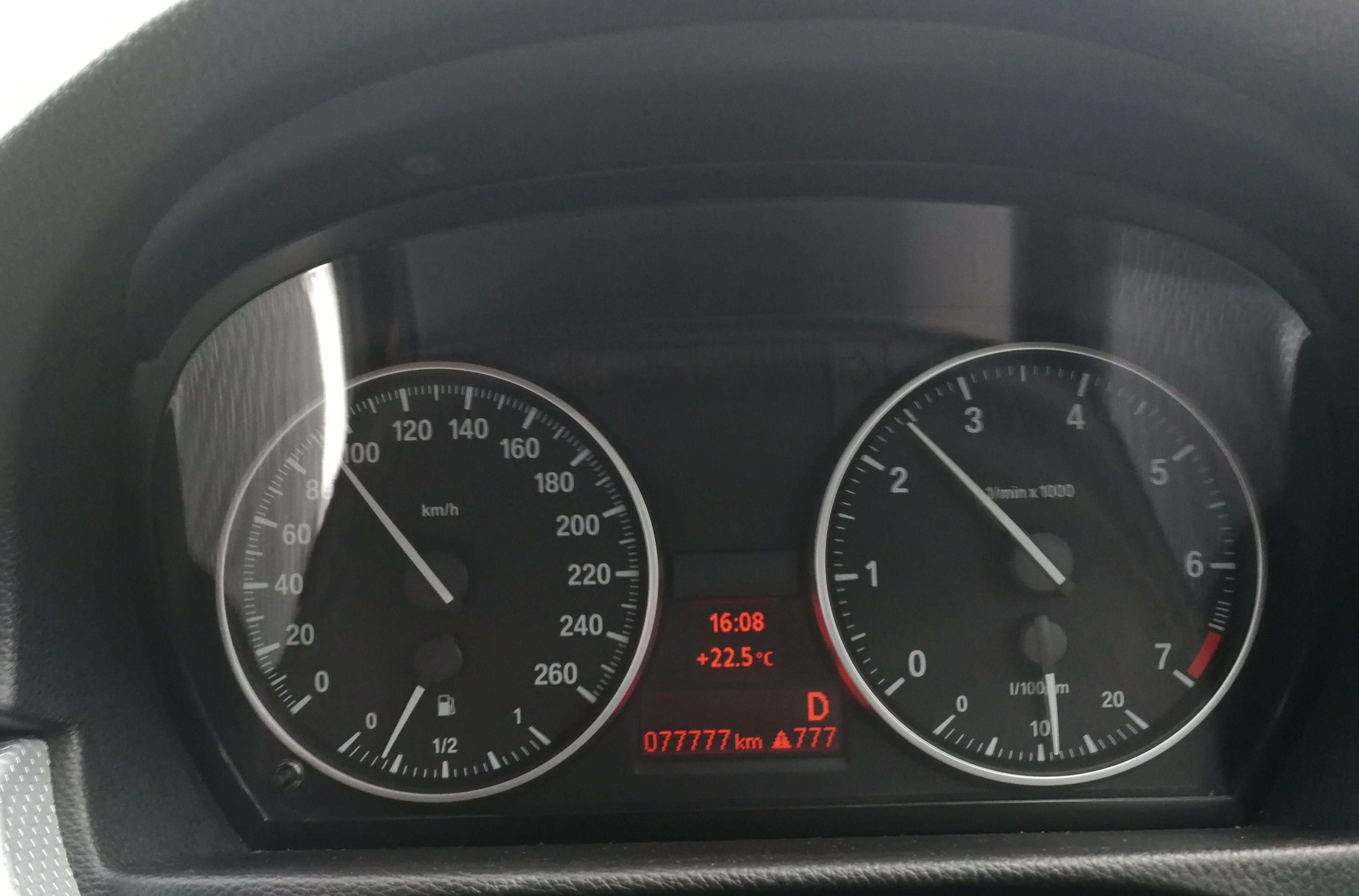 77777_5003523938.jpg