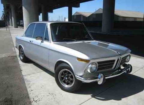 1968_BMW_2002_Front_1.jpg