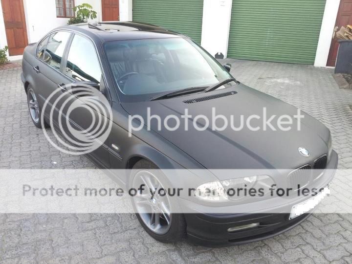 330i_matteblackwhite.jpg