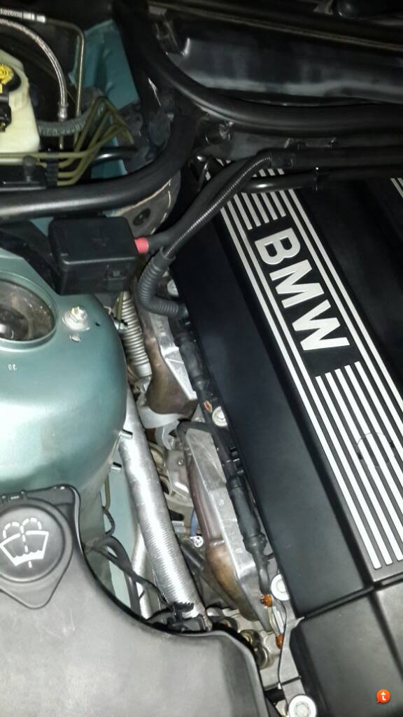 E46 burning smell and steam/smoke from engine bay BMWFanatics