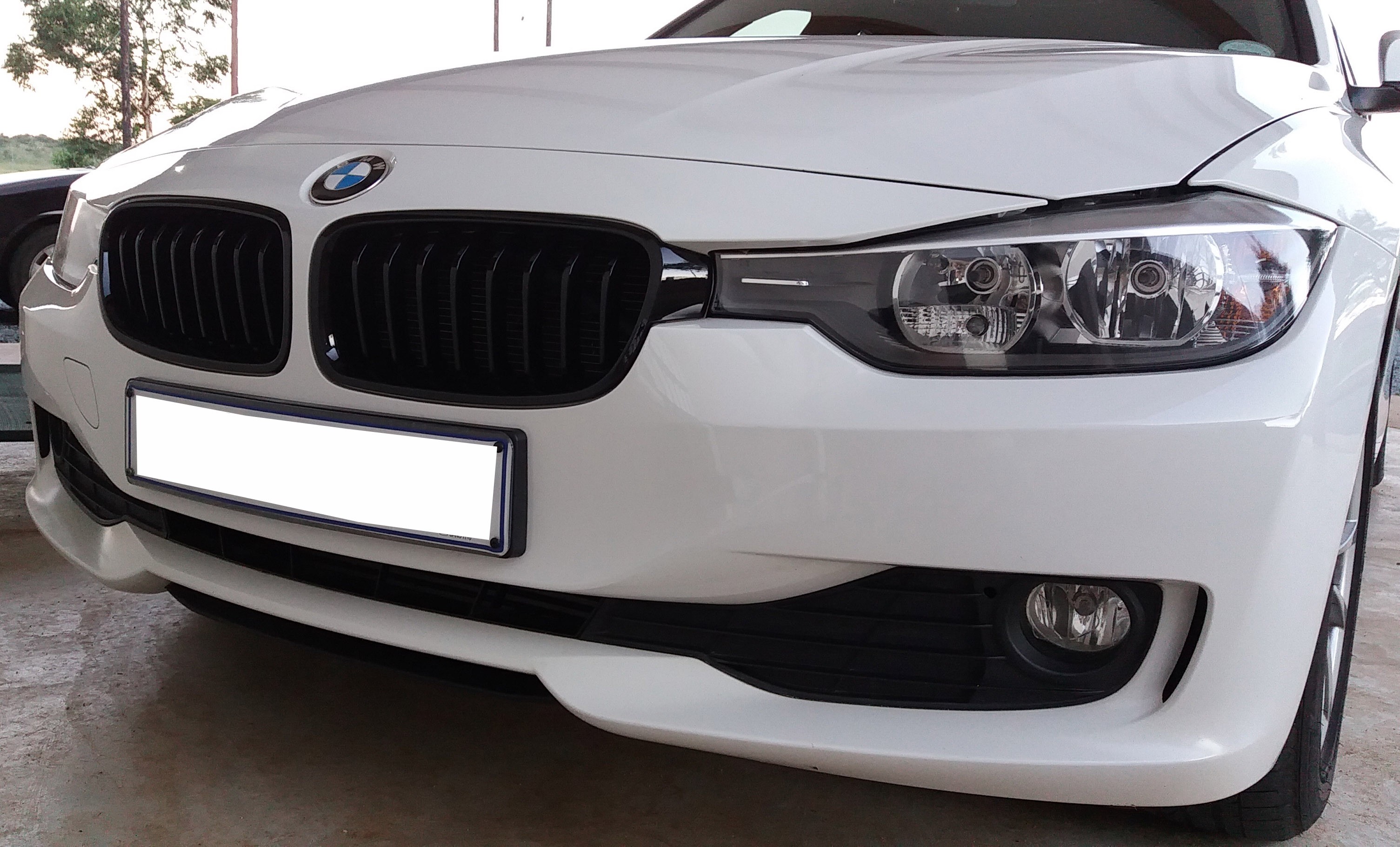 front_3179441397.jpg