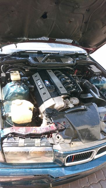 bmw9_4818582534.jpg