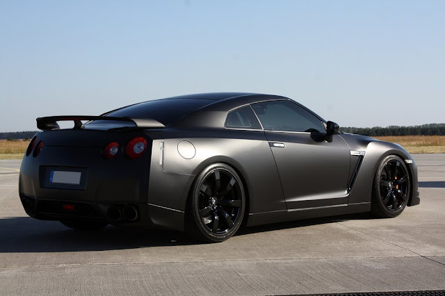 Black-R35-GTR-.jpg