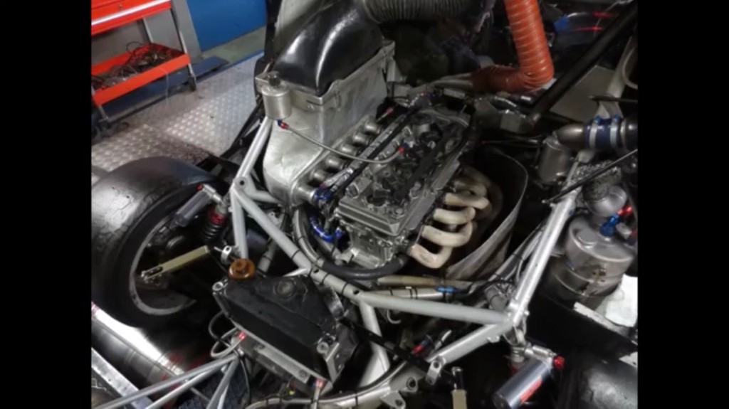 f404f50a2ee11a7c3160d13a2edf14dd_9729016651.jpg