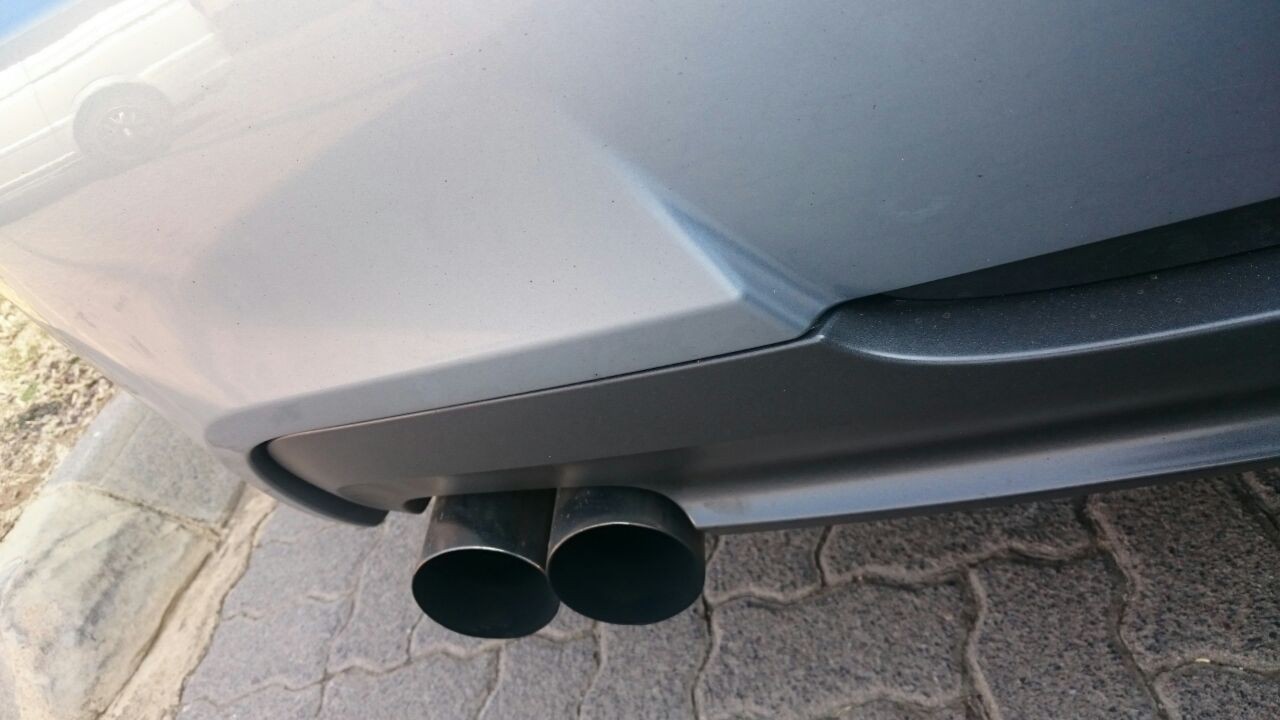 tailpipes3_3206586665.jpg