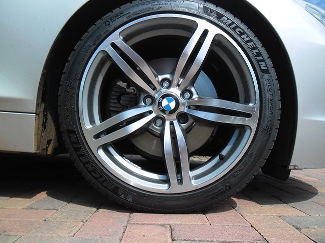 new wheels and tyres 2_6441046949.jpg