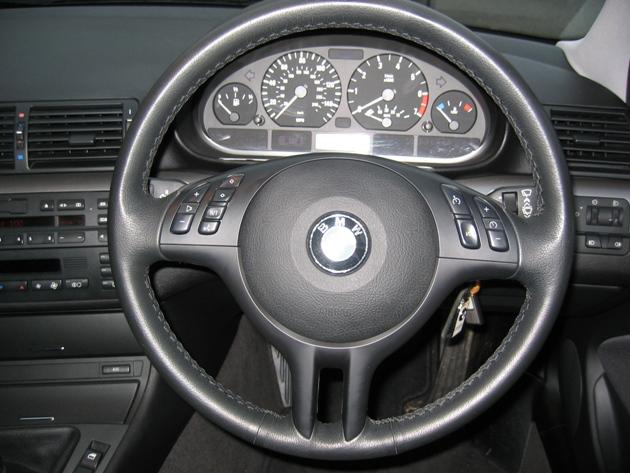 bmw%20e46%20shiny%20steering%20wheel%206.jpg