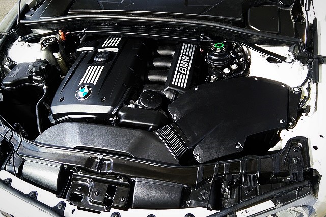 130i engine_3407438430.jpg