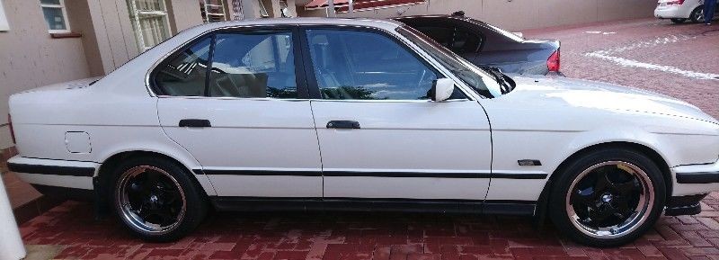 bmw02_3026597211.jpg
