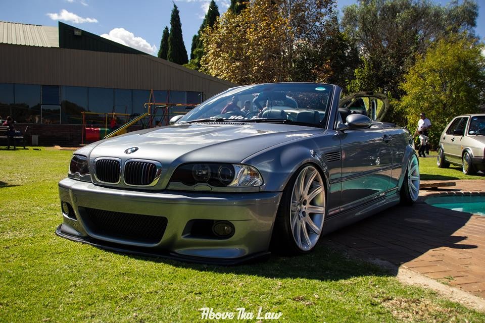 bmw2k17v_2225061659.jpg