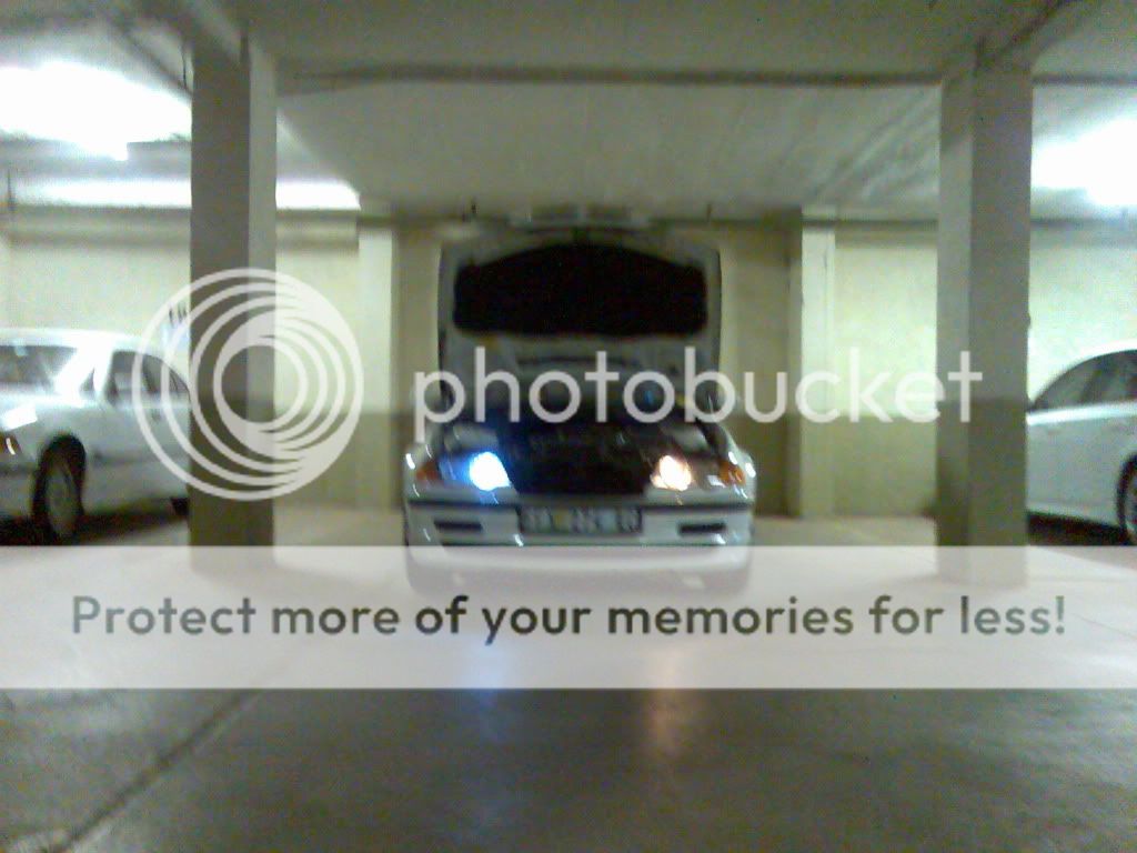 E4613LEDindarkparking.jpg