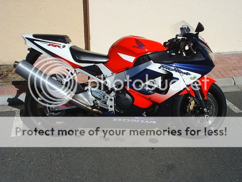 CBR929RR1.jpg
