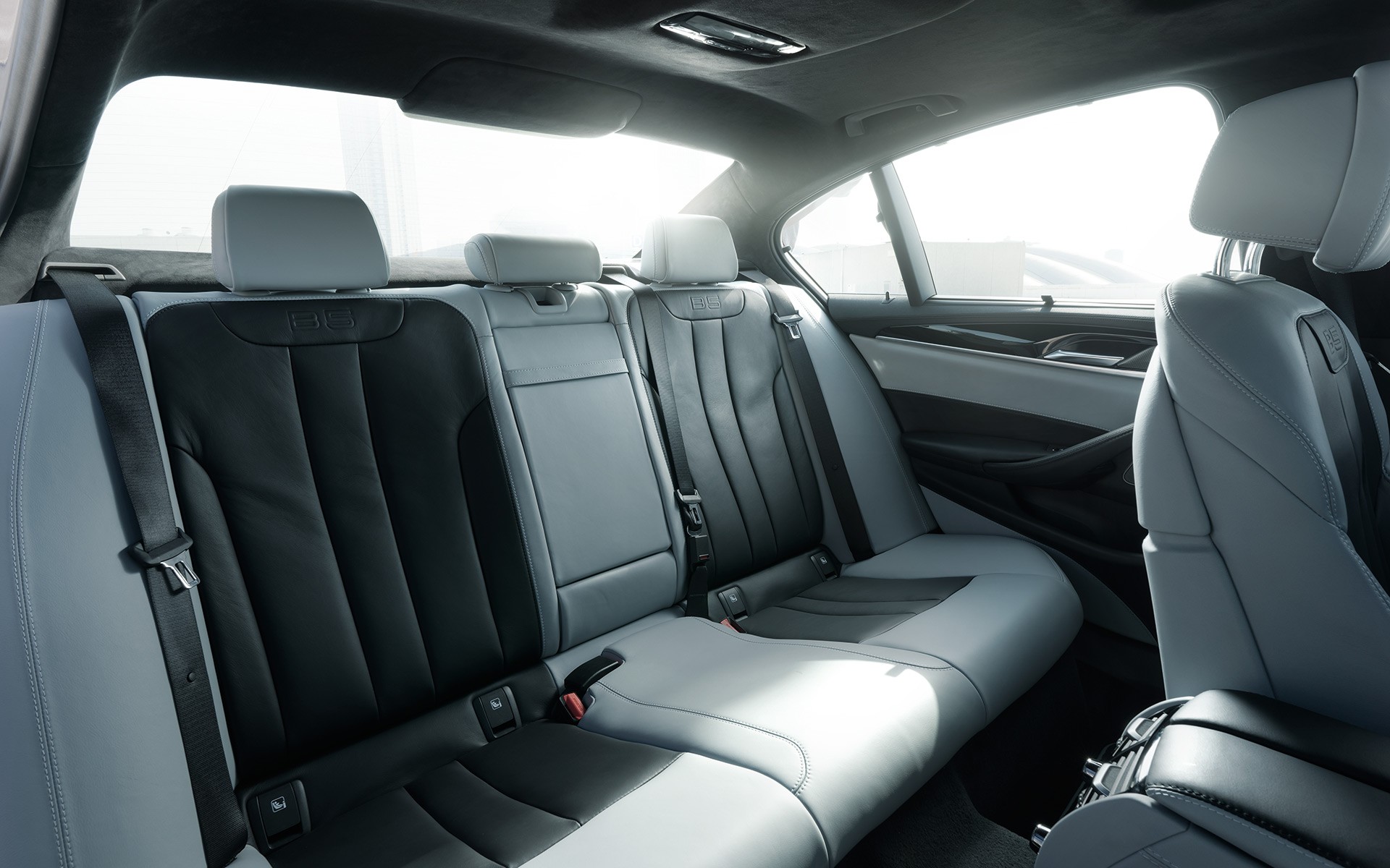 2017_07_bmw_alpina_b5_biturbo_12_5804853290.jpg