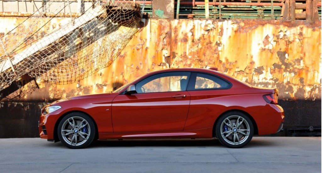 2015-bmw-2-series-leaked_100443927_l.jpg
