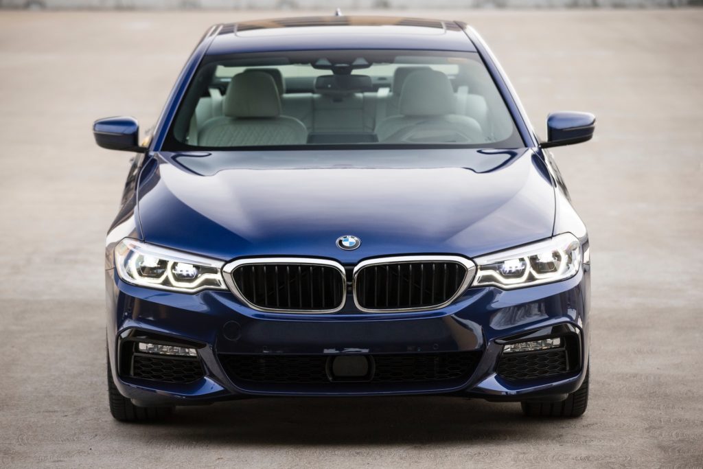 2017-BMW-5-Series-G30186-1024x683.jpg