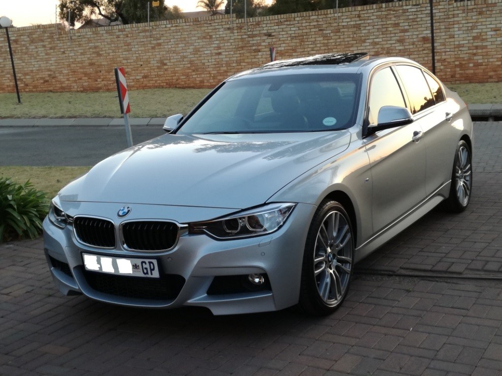 exterior_front_5668567647.jpg