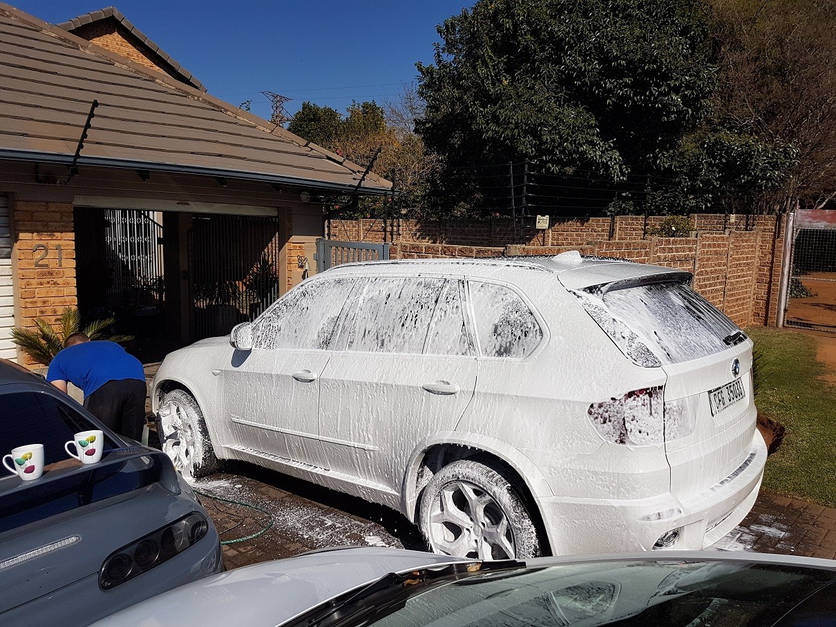foam_49038506.jpg