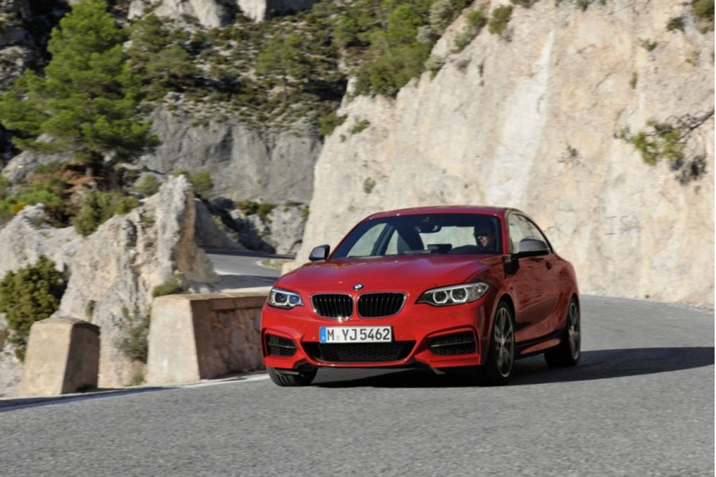 2015-bmw-2-series-leaked_100443925_l.jpg