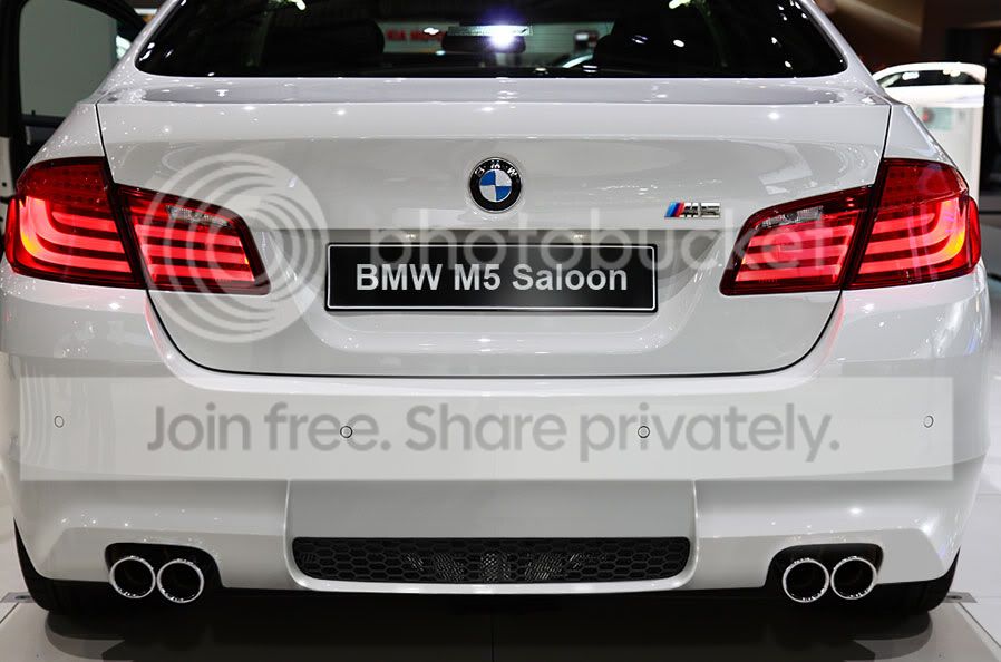 2012-BMW-M5-3.jpg
