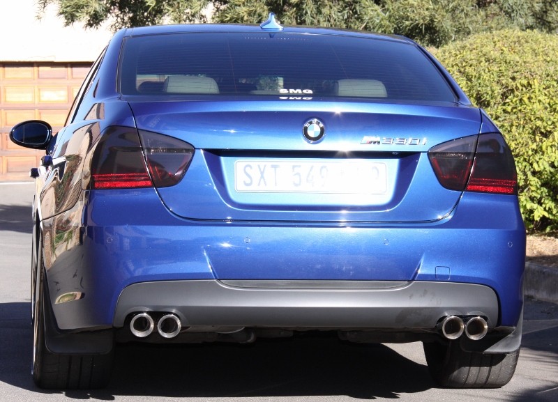 330 i back_5389547469.jpg