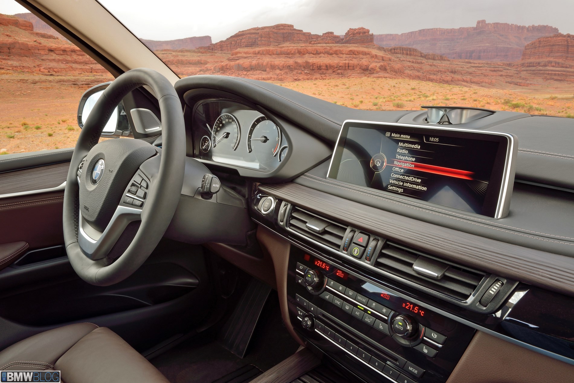 2014-bmw-x5-interior-10.jpg