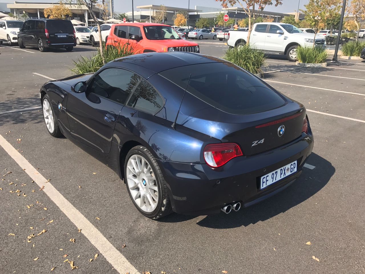 bluecar2_8393279118.jpg